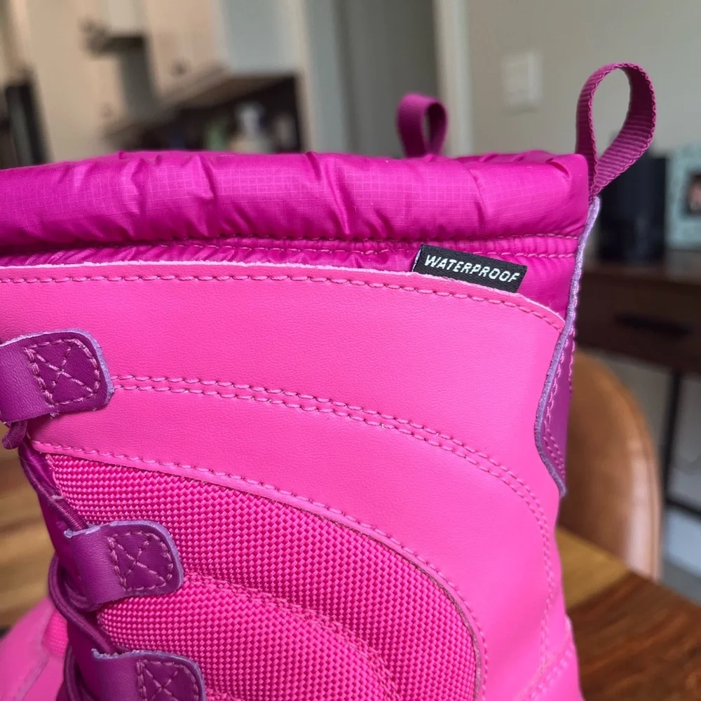 The North Face Kids' Alpenglow IV Boots
Color: Cabaret Pink; Girl size 4 - Picture 10 of 12